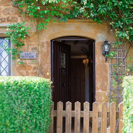 Lily Cottage Tew Exteriér fotografie