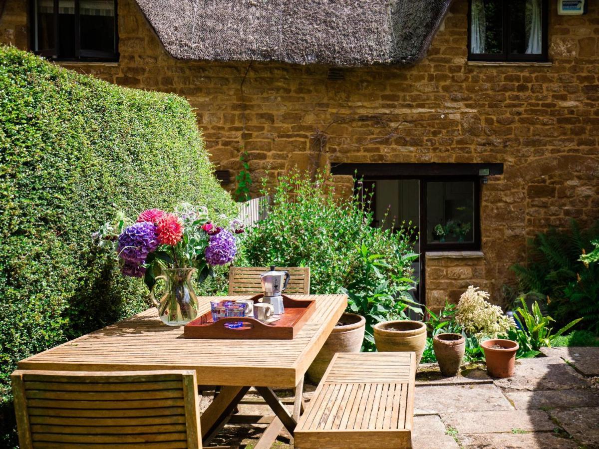 Lily Cottage Tew Exteriér fotografie
